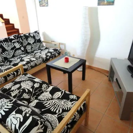 Maravillosa Directly At The Sea + Beach, 2 Pools, Terrace, Sat-tv, Wifi * 그라나딜라데아보나